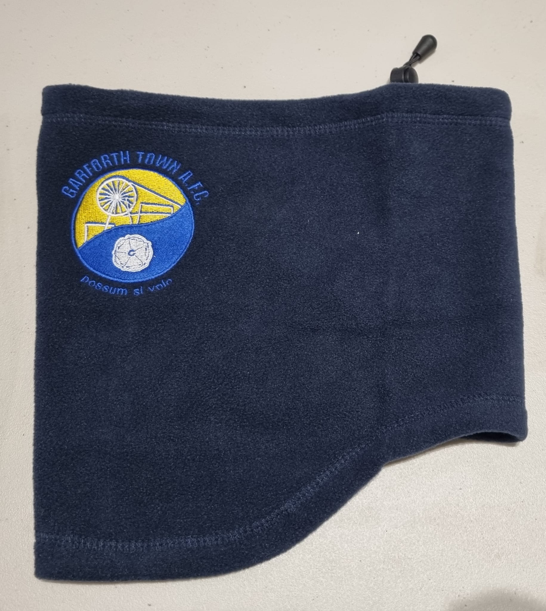 GARFORTH TOWN - Navy Fleece Snood - Image 5